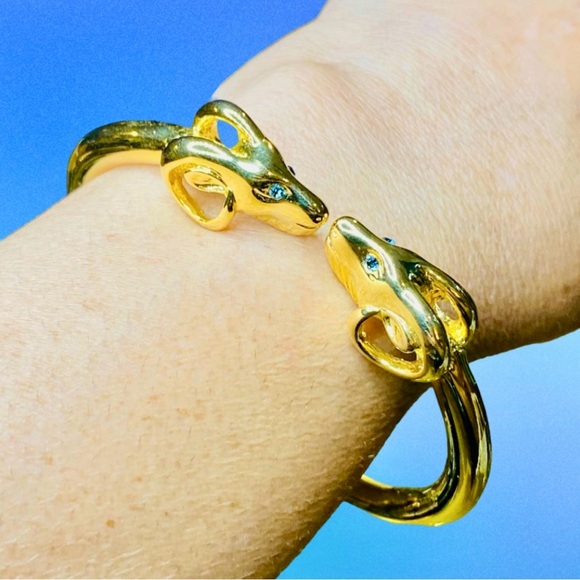 Vintage KJL 22kt Gold Plated Double Rams Head Bracelet w/ Blue Crystal Eyes - Picture 3 of 13